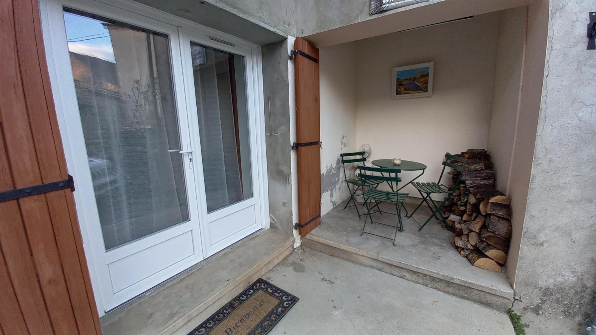 Gite En Haute Provence Montfroc Exteriör bild